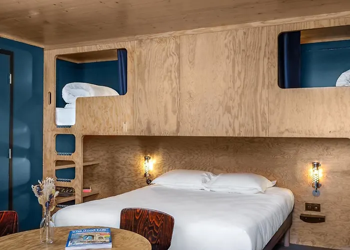 Eklo Paris Marne La Vallee 3* Серри