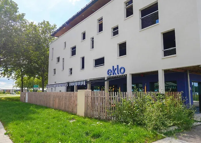 Отель Eklo Paris Marne La Vallee Серри