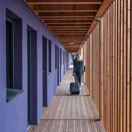Eklo Marne La Vallée Hotel