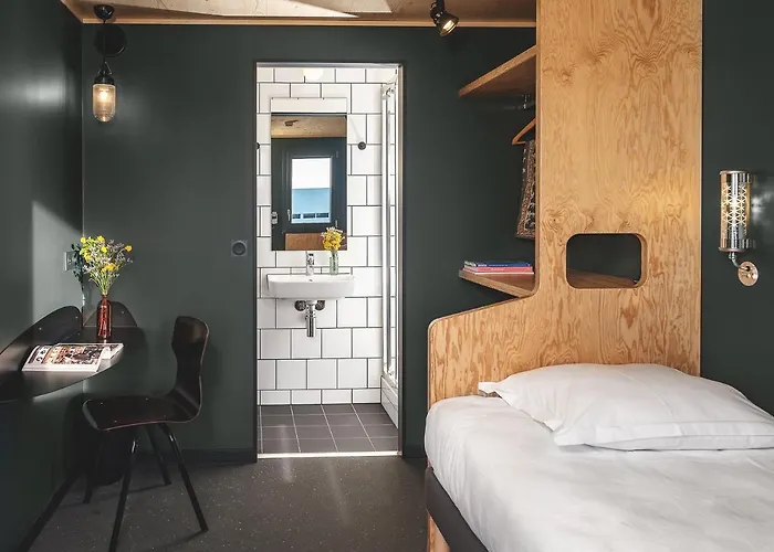 Hotell Eklo Paris Marne La Vallee